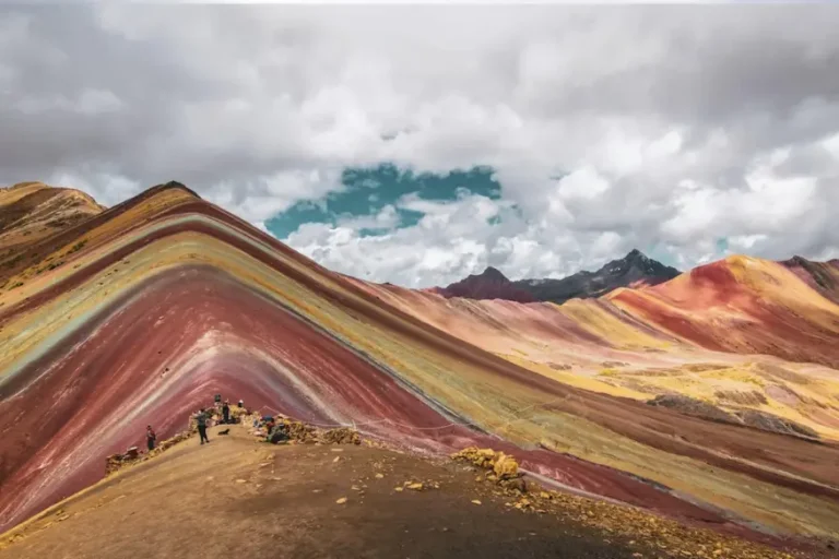 Rainbow Mountain Tour
