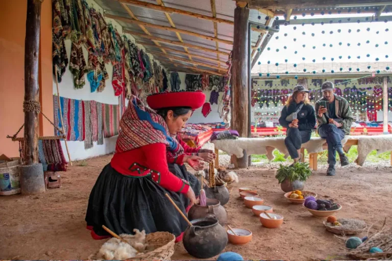 Chinchero Artisan Market